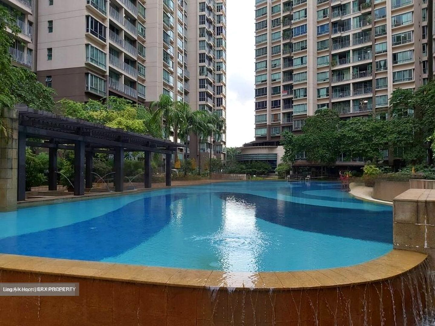 Lakeholmz (D22), Condominium #577233471